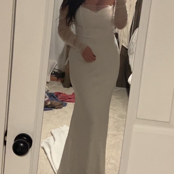 Lulus wedding dress - Picture 4 of 5